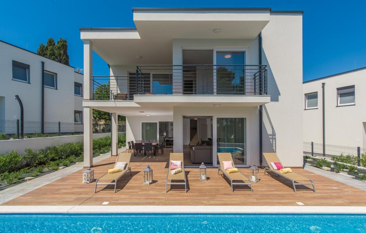 Vila Paliska Pula Exteriér fotografie
